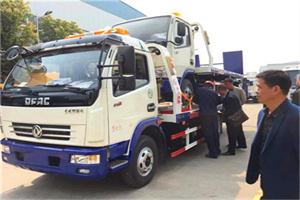 崇文区汽车道路救援拖车价格